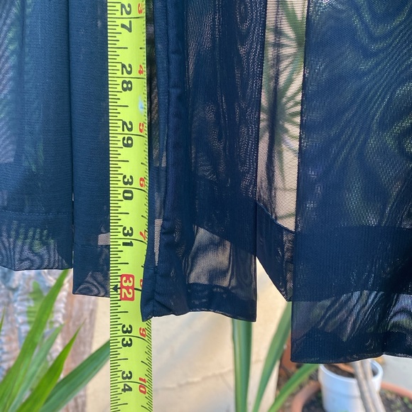 Natori sheer black robe - Picture 10 of 11